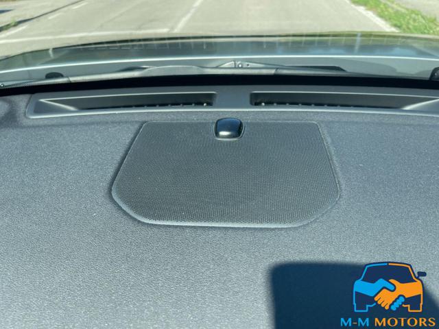 LAND ROVER Discovery Sport usata, con Monitoraggio pressione pneumatici