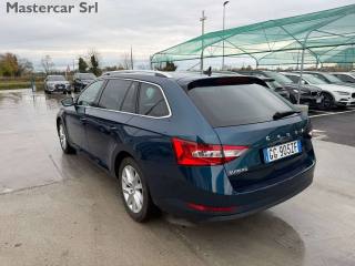 SKODA Superb usata, con Autoradio