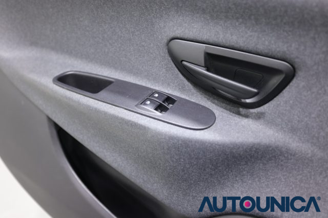 LANCIA Ypsilon usata 28