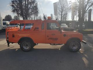 LAND ROVER Defender usata 9