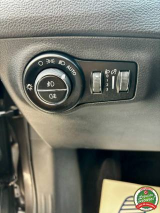 JEEP Compass usata, con Sedile posteriore sdoppiato