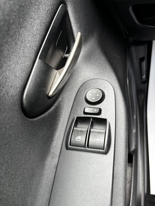 LANCIA Ypsilon usata, con Pneumatici quattro stagioni