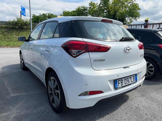 HYUNDAI i20 usata, con Airbag Passeggero
