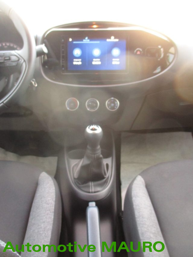 TOYOTA Aygo usata 15