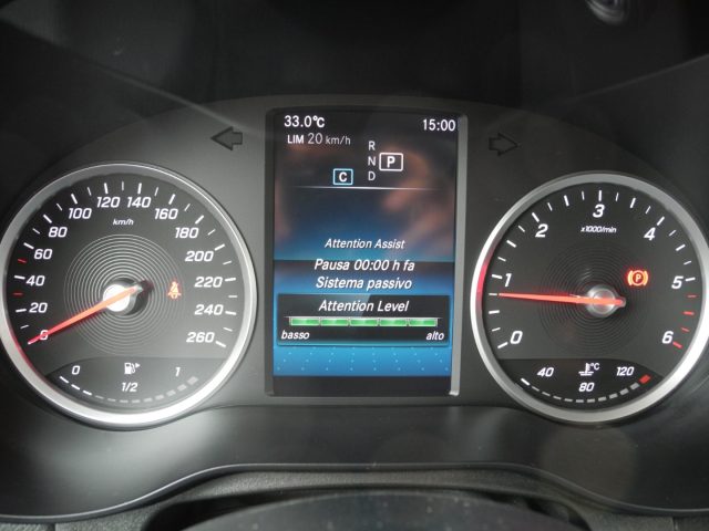 MERCEDES-BENZ GLC 220 usata, con Volante in pelle