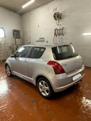SUZUKI Swift usata, con Chiusura centralizzata telecomandata