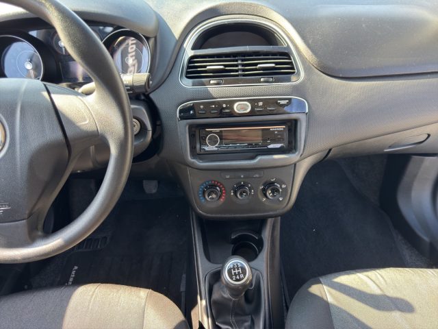 FIAT Punto usata 12