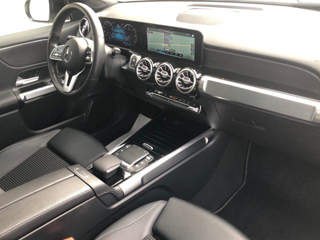 MERCEDES-BENZ GLB 200 usata, con Controllo automatico clima