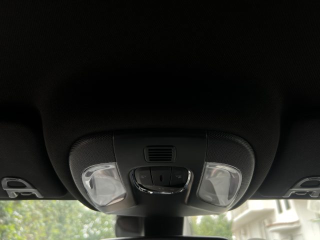 JEEP Compass usata, con Sensori di parcheggio anteriori