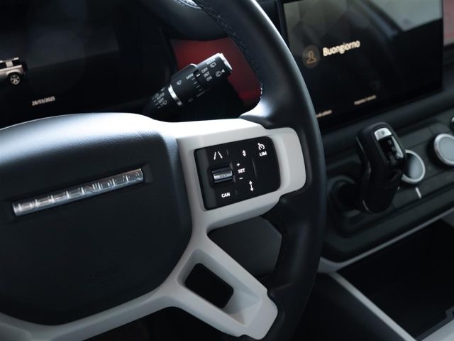 LAND ROVER Defender usata, con Sistema di riconoscimento della stanchezza
