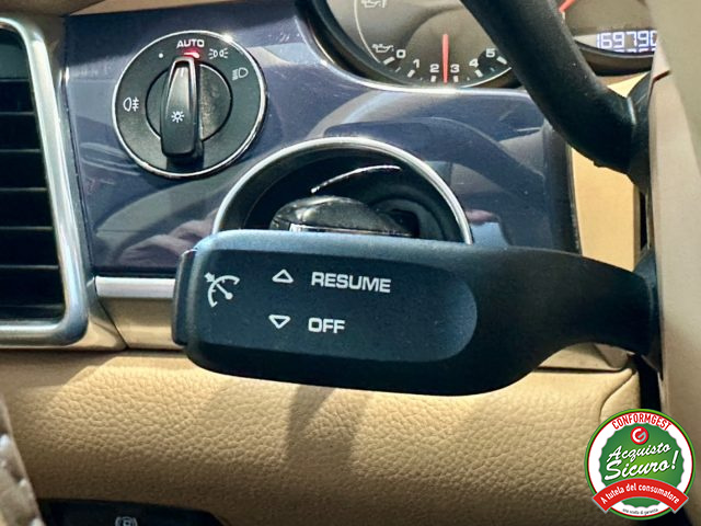PORSCHE Panamera usata, con USB