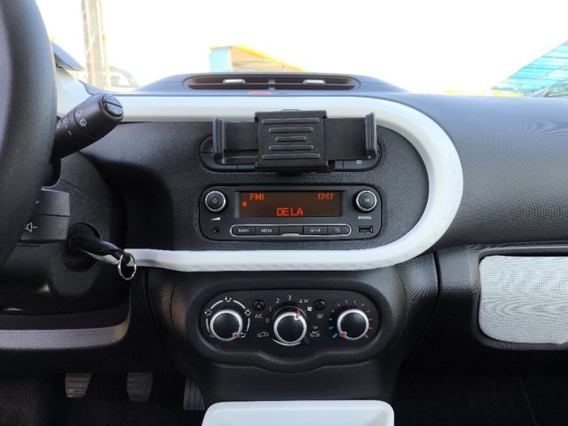 RENAULT Twingo usata 9