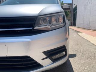 VOLKSWAGEN Caddy usata, con Autoradio digitale