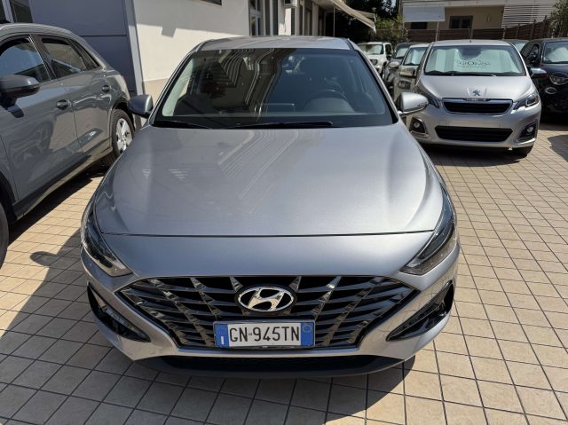 HYUNDAI i30 usata, con Volante in pelle