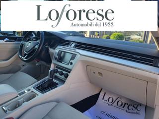 VOLKSWAGEN Passat Variant usata, con Cruise Control