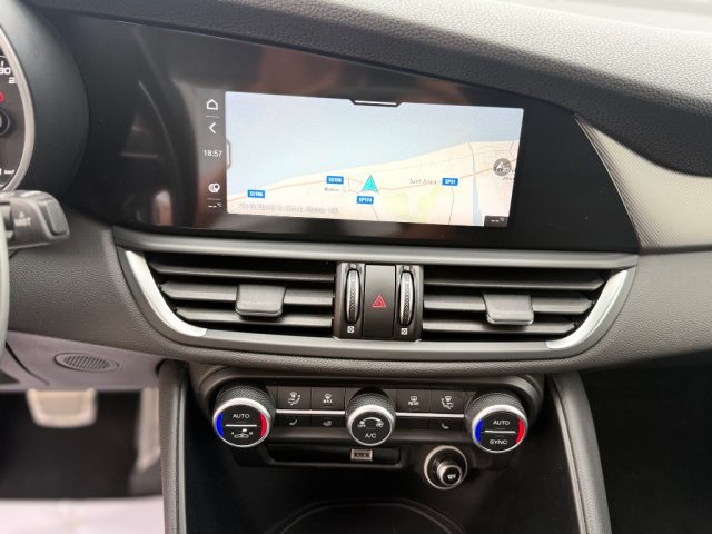 ALFA ROMEO Giulia usata, con Autoradio digitale