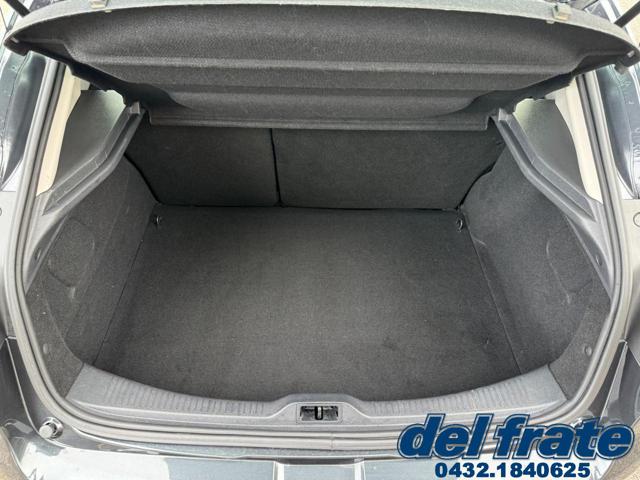 RENAULT Megane usata, con Lettore CD