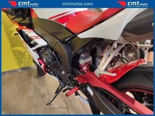 YAMAHA YZF R1 usata 9