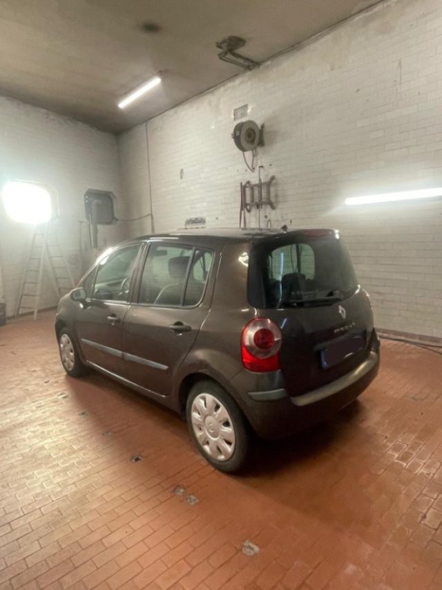 RENAULT Modus usata, con Isofix