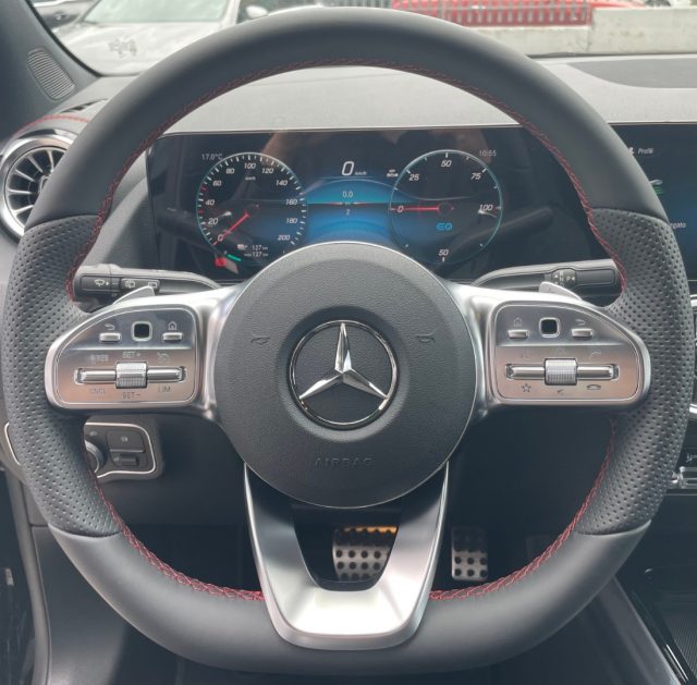 MERCEDES-BENZ EQA usata, con Airbag