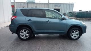 TOYOTA RAV 4 usata, con Autoradio