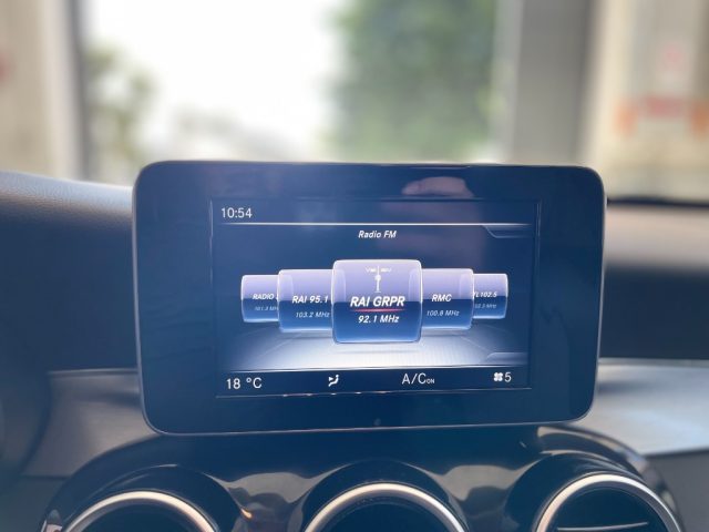 MERCEDES-BENZ C 180 usata, con Luci diurne LED