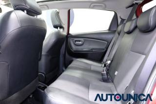 TOYOTA Yaris usata 39