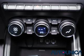 RENAULT Clio usata, con Autoradio digitale