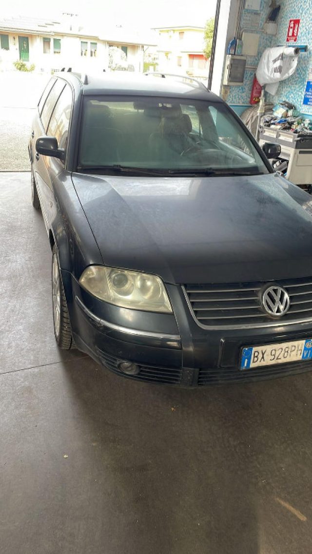 VOLKSWAGEN Passat usata, con Airbag laterali