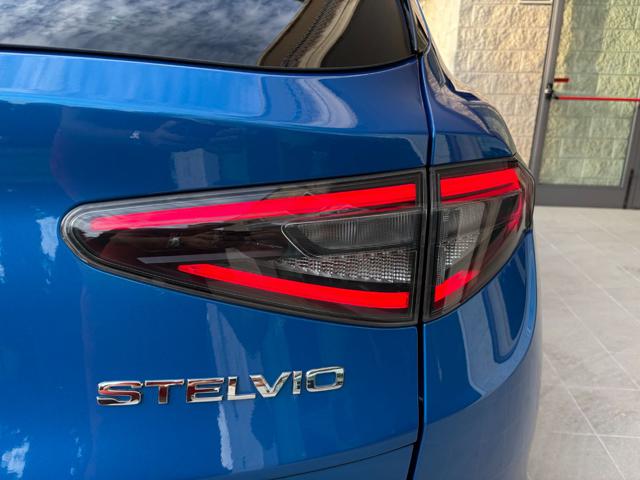 ALFA ROMEO Stelvio usata, con Luci diurne LED