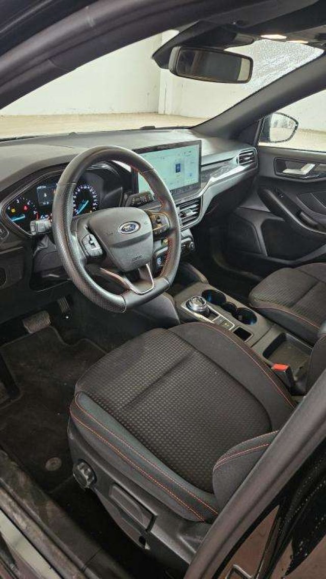FORD Focus usata, con Park Distance Control