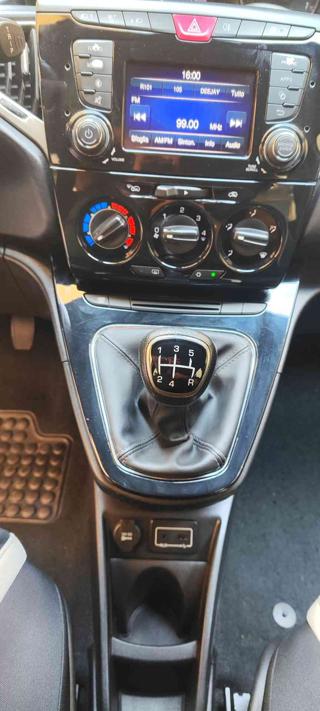 LANCIA Ypsilon usata, con Servosterzo