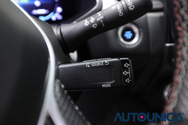 RENAULT Captur usata, con Controllo elettronico della corsia