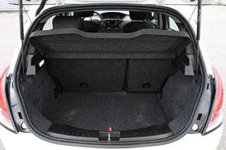 LANCIA Ypsilon usata, con ESP