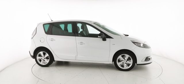 RENAULT Scenic usata, con Luci diurne LED