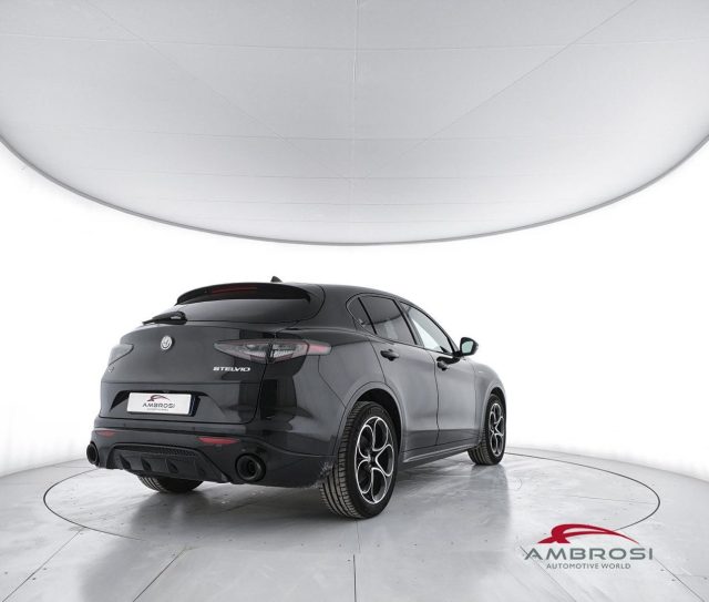 ALFA ROMEO Stelvio usata 2