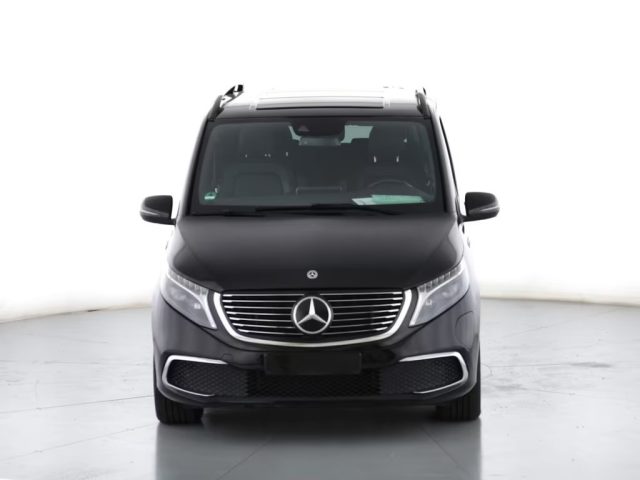 MERCEDES-BENZ EQV usata, con Airbag