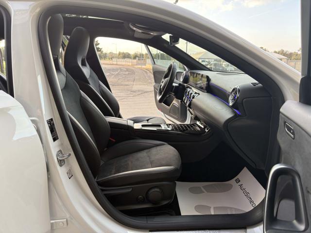 MERCEDES-BENZ A 180 usata, con Cronologia tagliandi