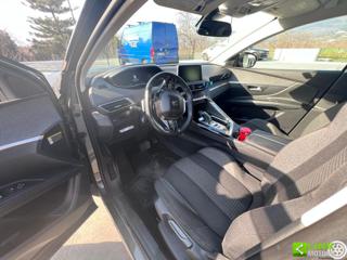 PEUGEOT 3008 usata, con Leve al volante