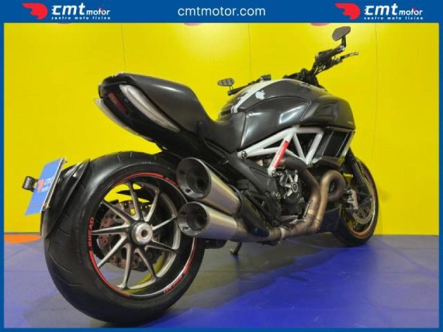 DUCATI Diavel usata 3