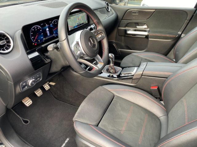 MERCEDES-BENZ B 180 usata, con Touch screen