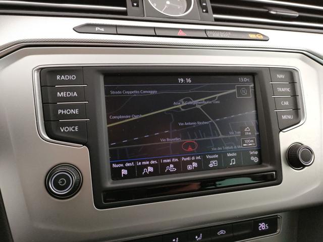 VOLKSWAGEN Passat Variant usata, con Fendinebbia