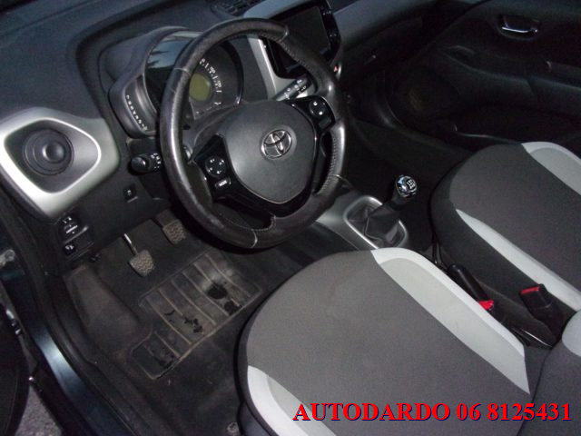 TOYOTA Aygo usata 16