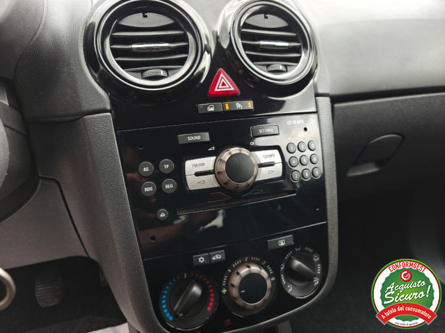 OPEL Corsa usata, con ESP