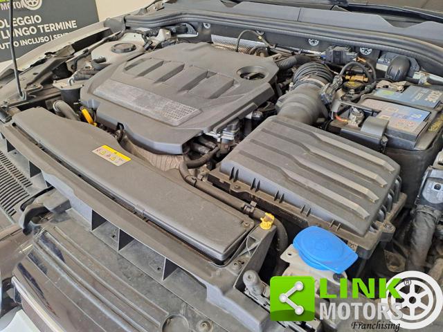 VOLKSWAGEN Golf usata, con Airbag posteriore