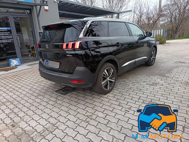 PEUGEOT 5008 usata, con Airbag Passeggero
