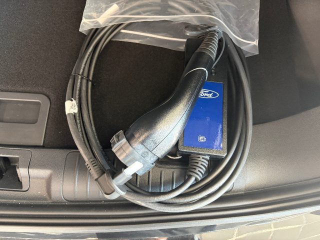 FORD Kuga usata, con Telecamera per parcheggio assistito