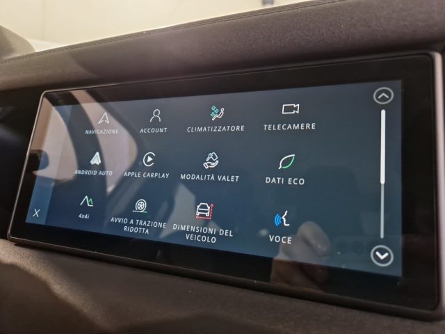 LAND ROVER Defender usata, con Riconoscimento dei segnali stradali