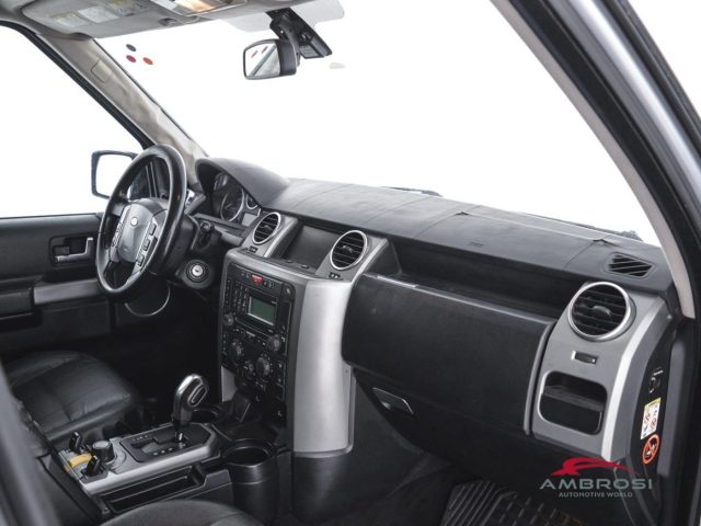 LAND ROVER Discovery usata 13