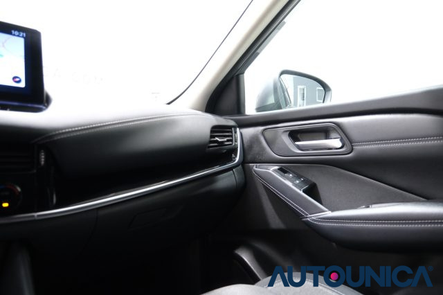 NISSAN Qashqai usata, con Sensori di parcheggio posteriori